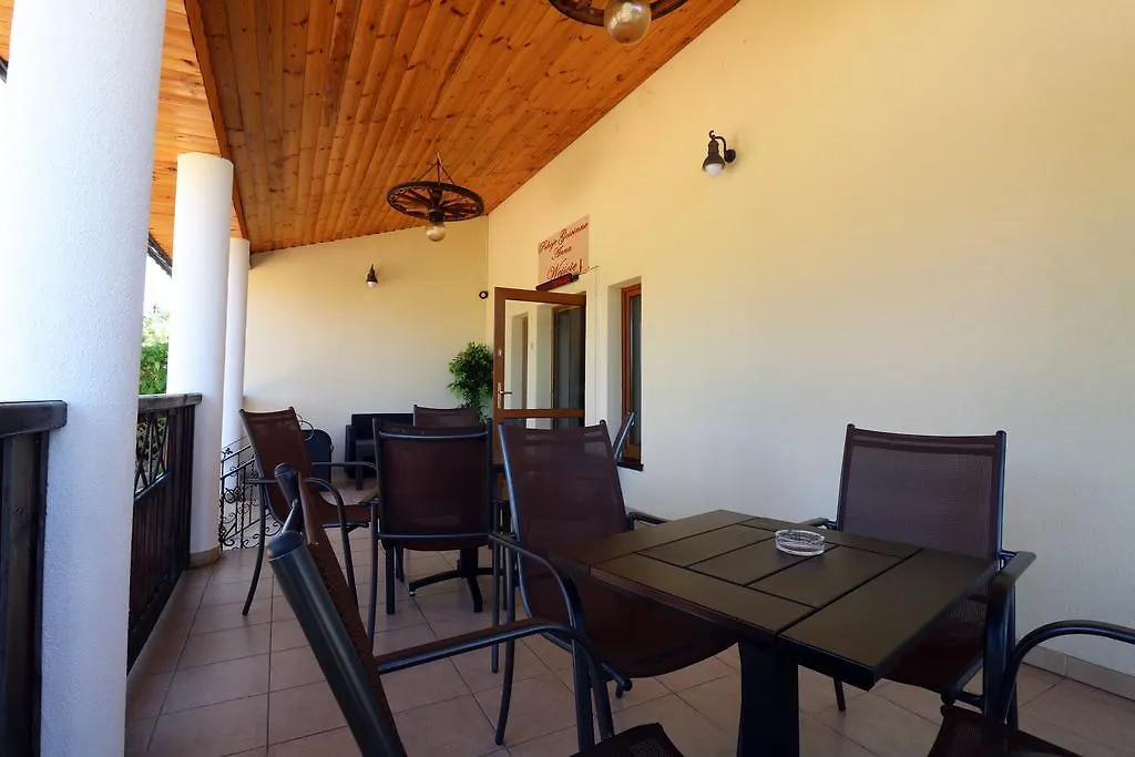 Pokoje Goscinne Anna Airport Modlin Nowy Dwor Mazowiecki Homestay